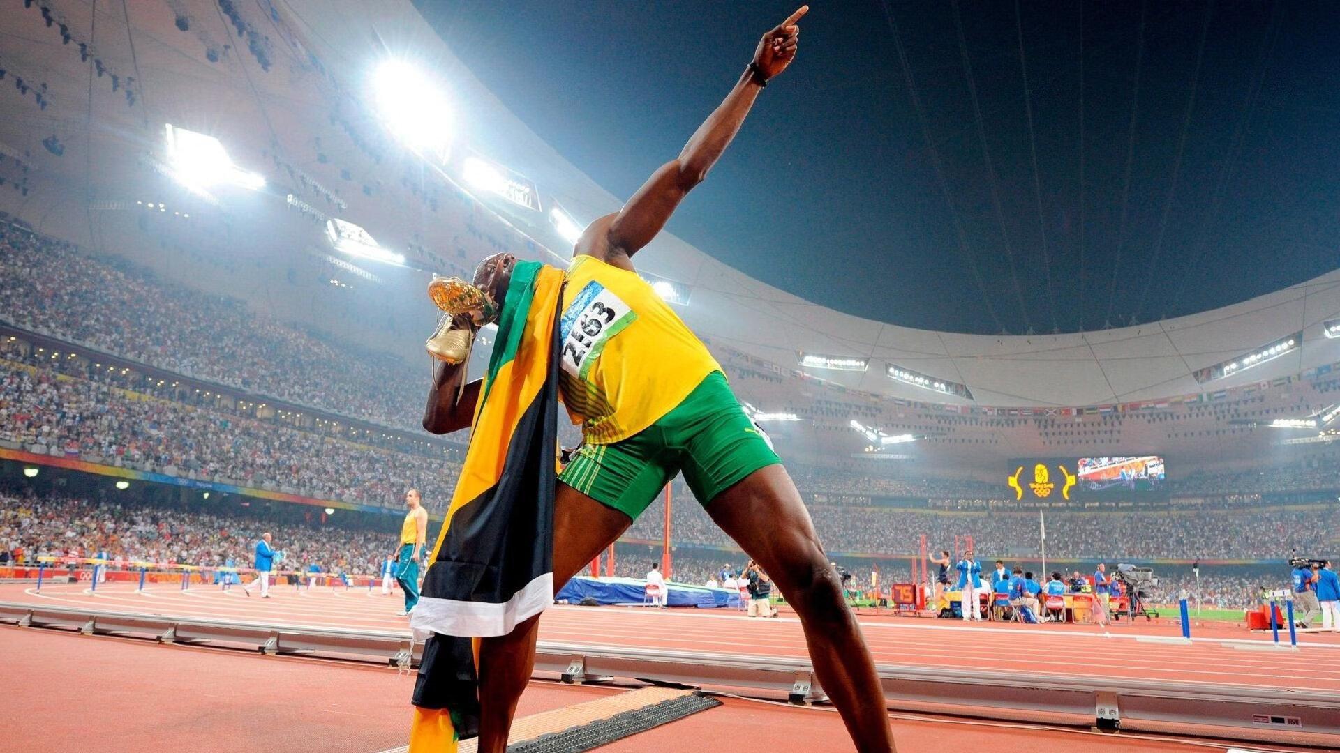 扣篮大赛巅峰对决，新星闪耀，创意与力量引爆全场