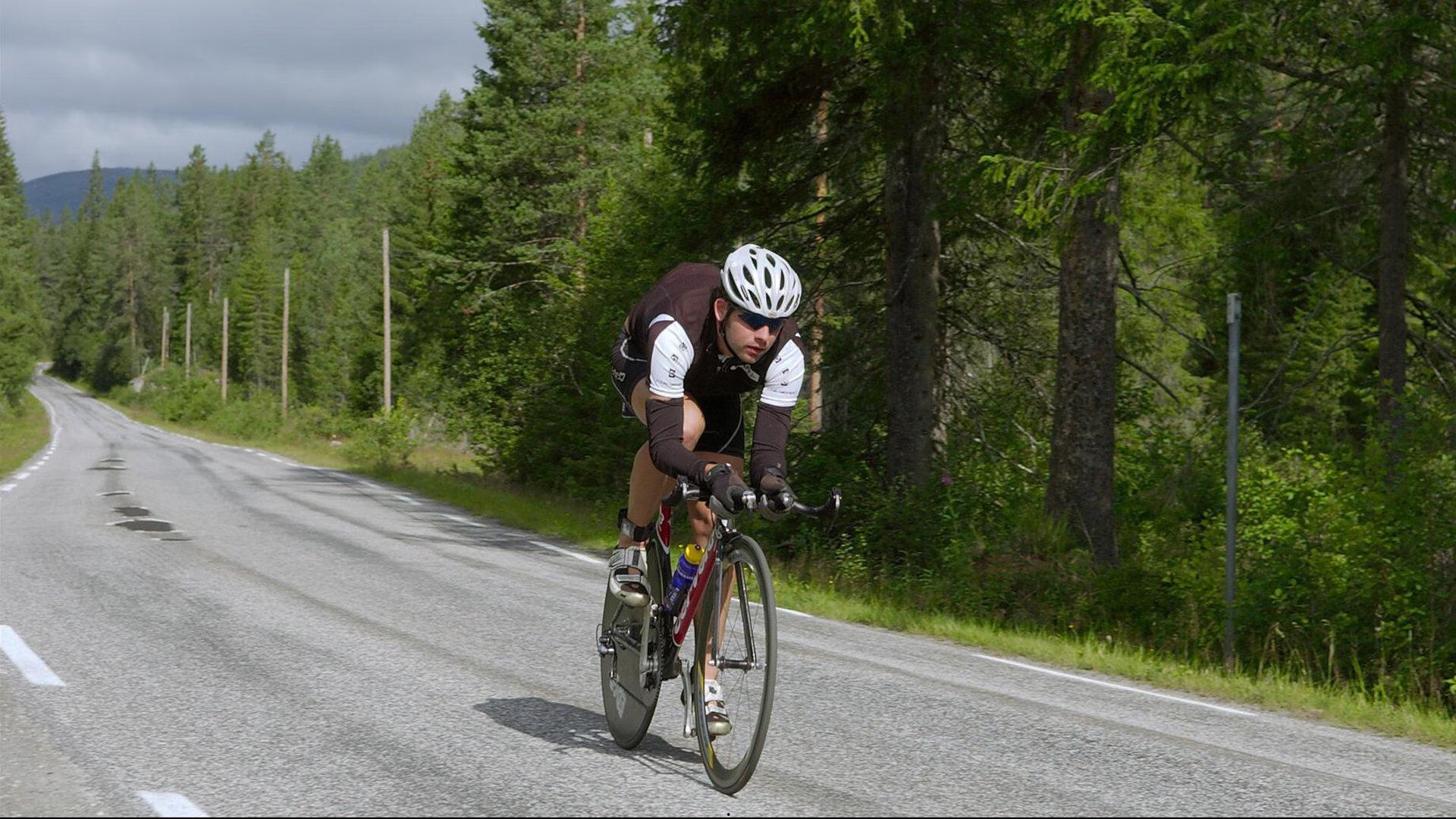 中国滑雪健儿再创佳绩 国际雪联世界杯分站赛摘金
